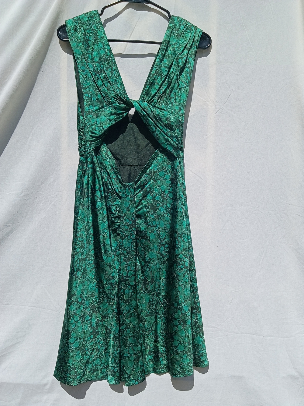 Banana Republic Deep Emerald V-Neck Midi Dress - Picture 2 of 5